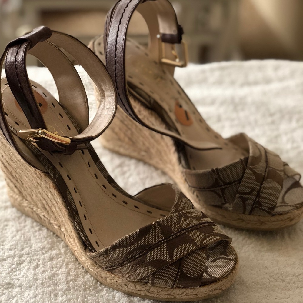 Coach wedges